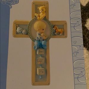 Precious Moments Other - Precious Moments Cross Precious Moments Other - Precious Moments Cross